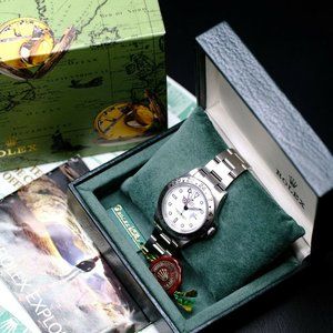 MENS ROLEX SS EXPLORER II WHITE DIAL 40MM WATCH W/ ORIGINAL BOX & PAPERS-16570